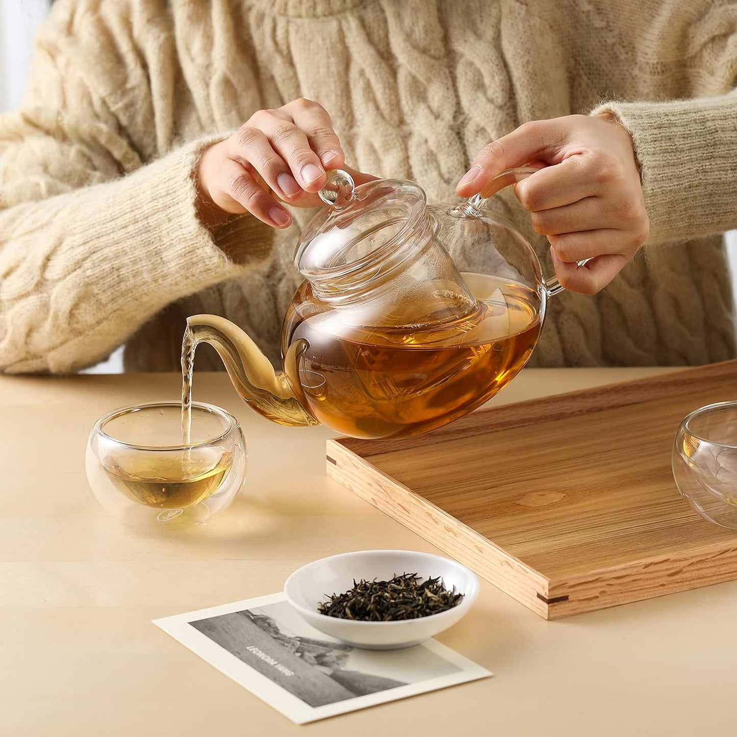Glass Teapot, Stovetop, Clear Teapot with Removable Infuser, 20.3 Ounces, Loose Leaf Tea and Floral Teapot